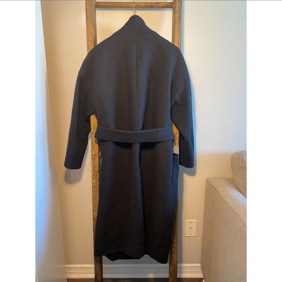 Zara Coat - Picture 10 of 10